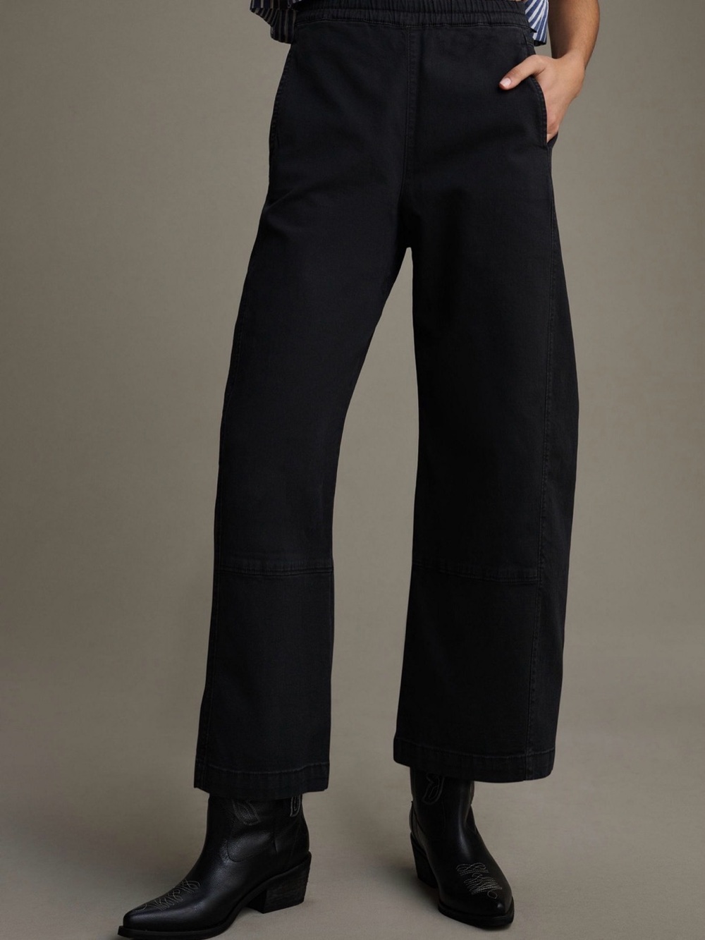 The Izzie Relaxed Pull-On Barrel Pants in Faded Black